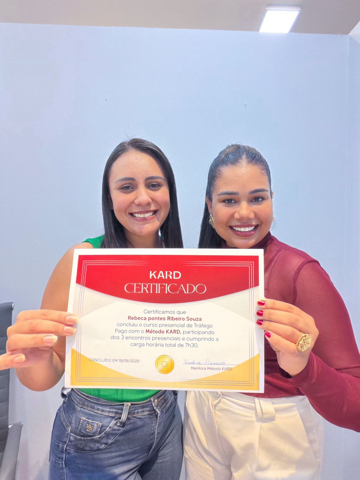 Certificado — Rebeca Pontes